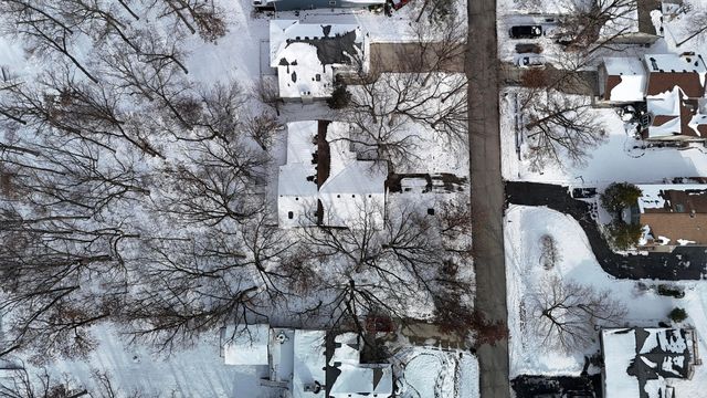 2091 Hidden Valley Drive, Crown Point, IN 46307