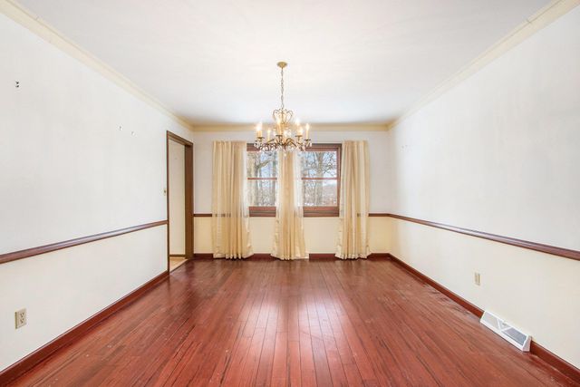 2091 Hidden Valley Drive, Crown Point, IN 46307