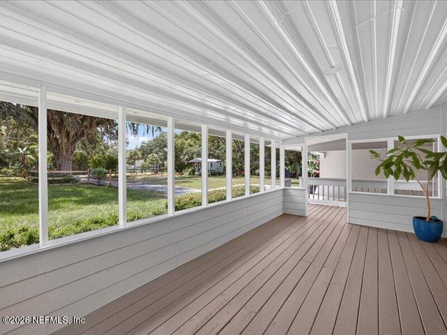 1161 WHISPERING PINES Road, St. Johns, FL 32259