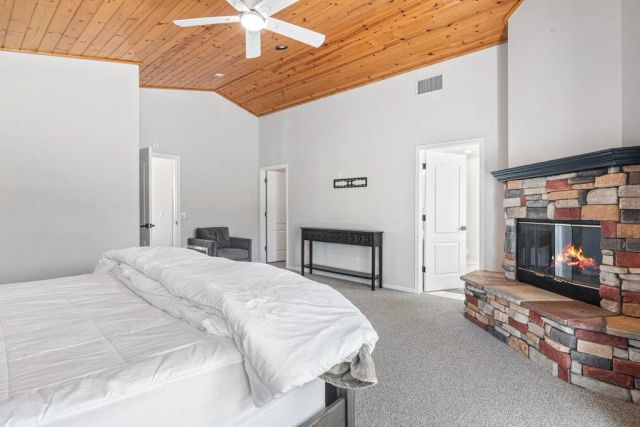 735 Tayles Point, Big Bear Lake, CA 92315