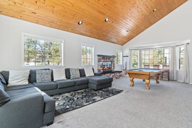 735 Tayles Point, Big Bear Lake, CA 92315