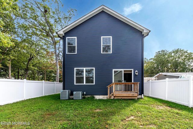 882 Harrison Avenue, Forked River, NJ 08731