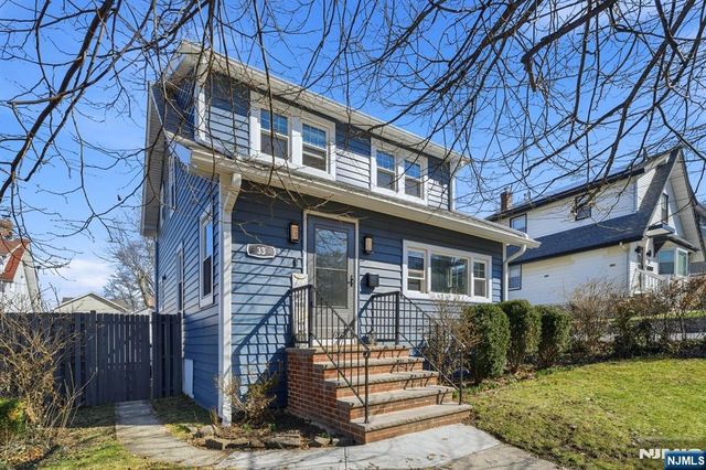 33 Beechwood Avenue, Bogota, NJ 07603