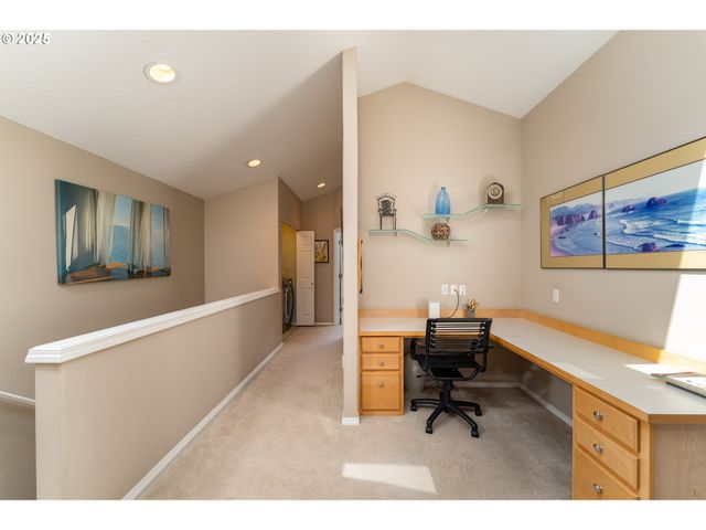 20322 NOBLE Ln, West Linn, OR 97068