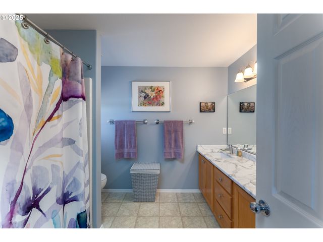 20322 NOBLE Ln, West Linn, OR 97068