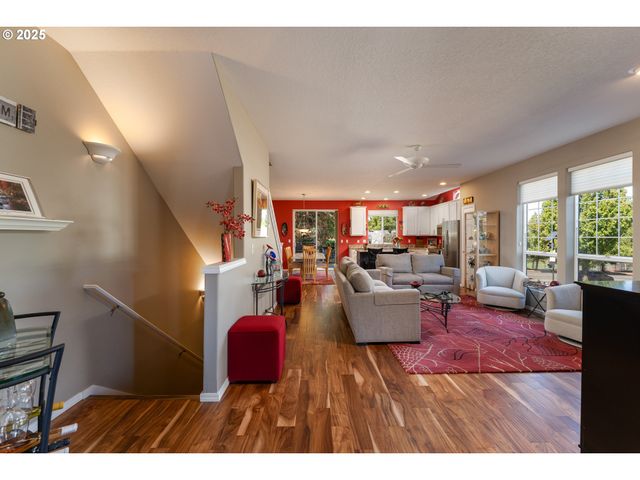 20322 NOBLE Ln, West Linn, OR 97068