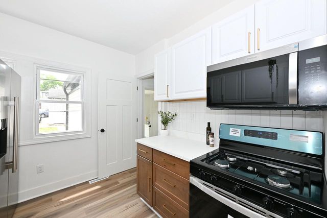 4637 W Scranton PLACE, Milwaukee, WI 53216