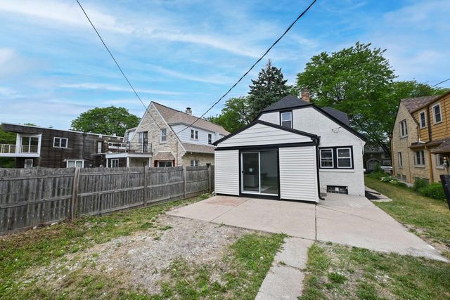 4637 W Scranton PLACE, Milwaukee, WI 53216