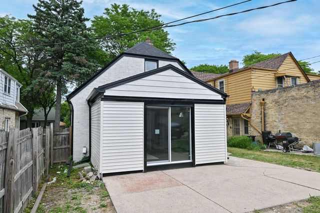 4637 W Scranton PLACE, Milwaukee, WI 53216