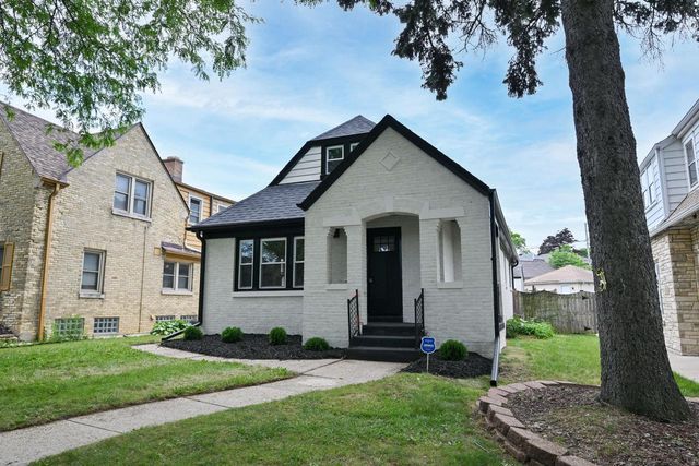 4637 W Scranton PLACE, Milwaukee, WI 53216