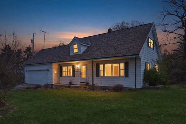 2151 150th Street, New Richmond, WI 54017