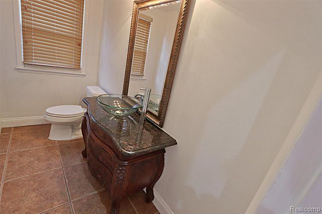 4739 Quarton Road, Bloomfield Hills, MI 48301