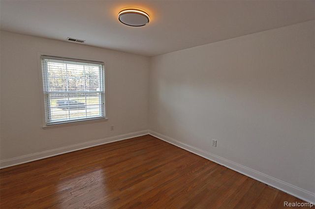 4739 Quarton Road, Bloomfield Hills, MI 48301