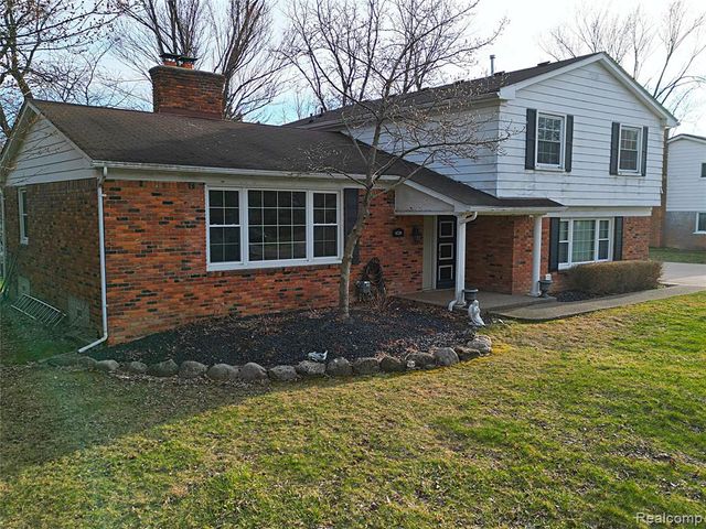 4739 Quarton Road, Bloomfield Hills, MI 48301