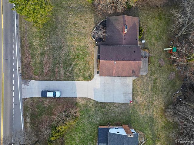 4739 Quarton Road, Bloomfield Hills, MI 48301