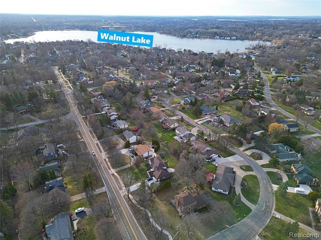 4739 Quarton Road, Bloomfield Hills, MI 48301