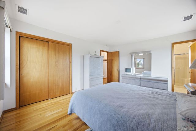 1450 McCann Lane, Riverhead, NY 11944