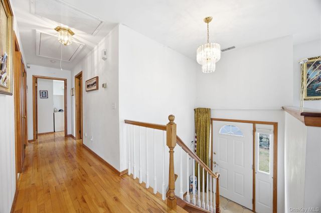 1450 McCann Lane, Riverhead, NY 11944