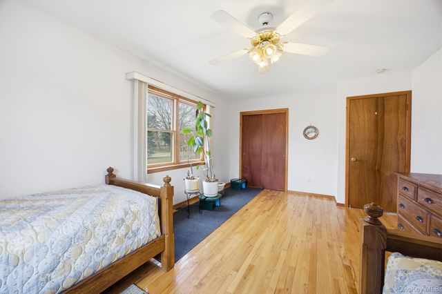 1450 McCann Lane, Riverhead, NY 11944