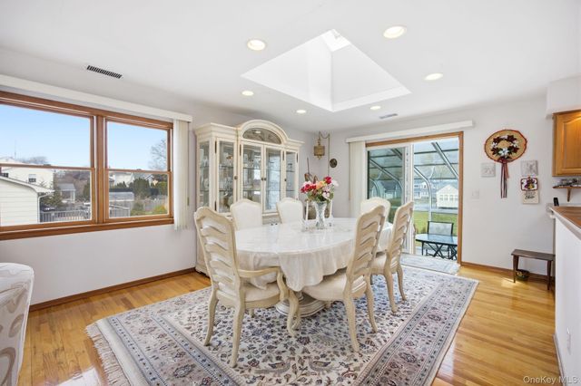 1450 McCann Lane, Riverhead, NY 11944