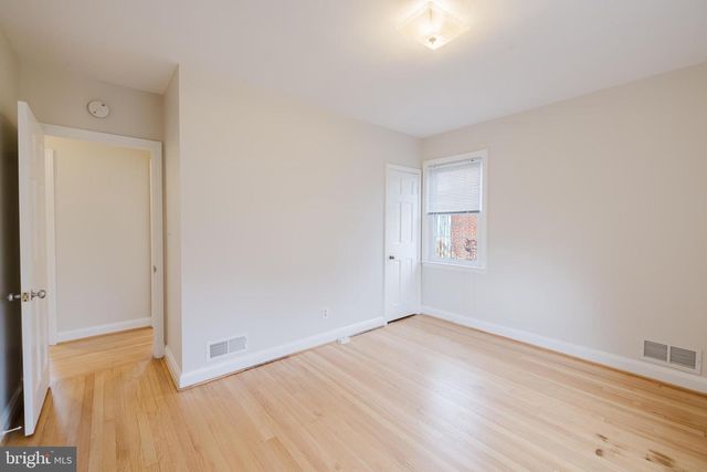 904 LOCUSTVALE RD, Towson, MD 21204