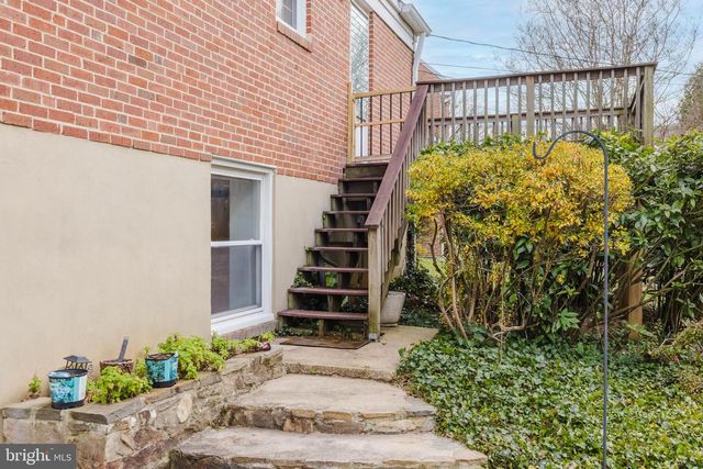 904 LOCUSTVALE RD, Towson, MD 21204