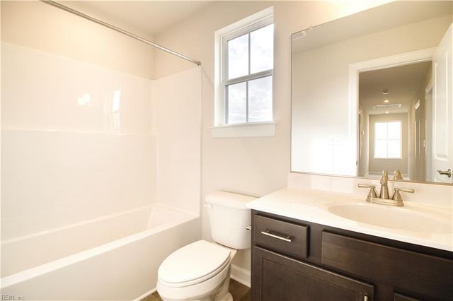 275 McCormick DR, Suffolk, VA 23434