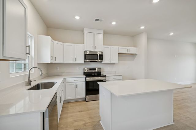 206 Dry Creek Commons, Goodlettsville, TN 37072