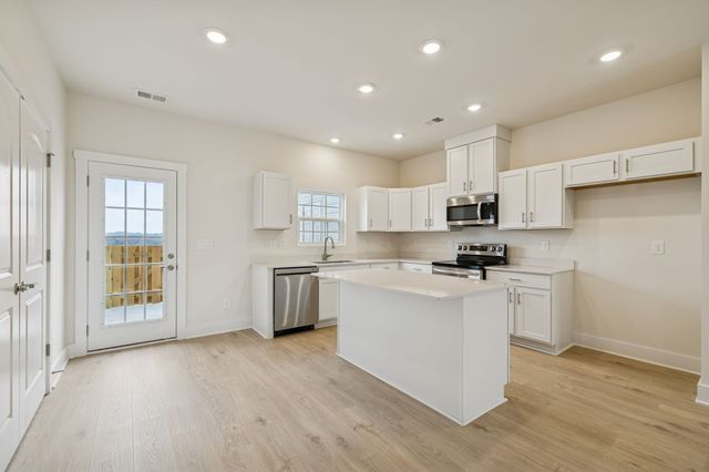 206 Dry Creek Commons, Goodlettsville, TN 37072