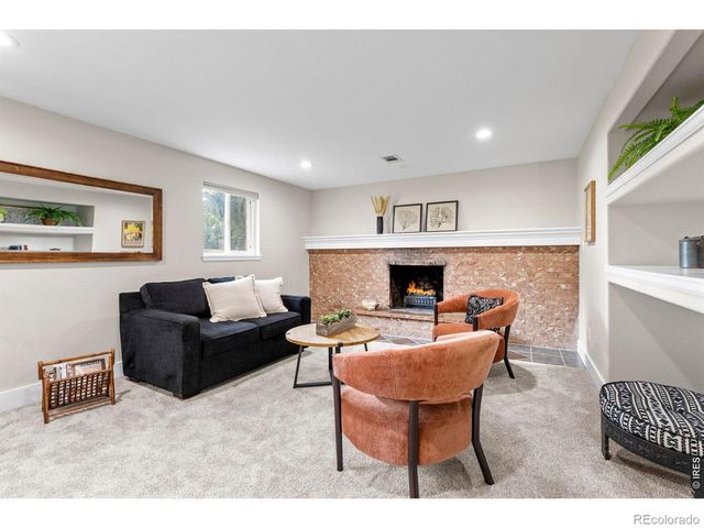 620 Gregory Road, Fort Collins, CO 80524