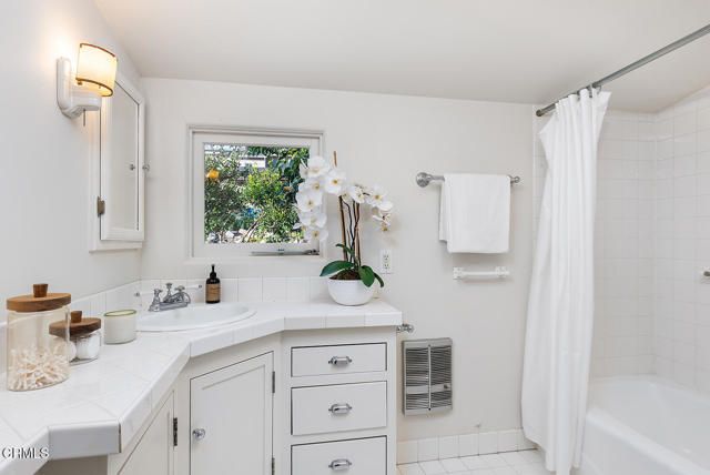 1485 E Mendocino Street, Altadena, CA 91001