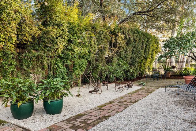 1485 E Mendocino Street, Altadena, CA 91001