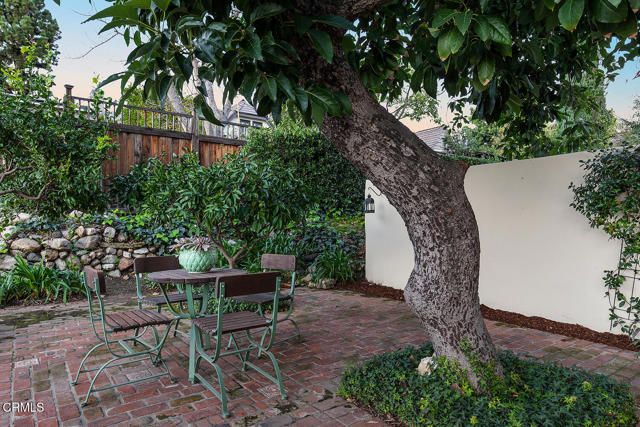 1485 E Mendocino Street, Altadena, CA 91001