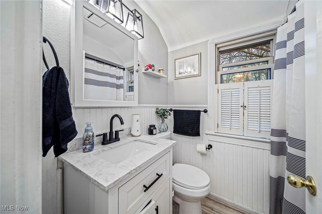 7265 Parma Park Boulevard, Parma, OH 44130