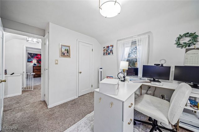 7265 Parma Park Boulevard, Parma, OH 44130