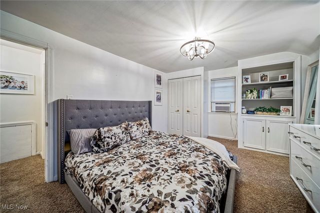 7265 Parma Park Boulevard, Parma, OH 44130