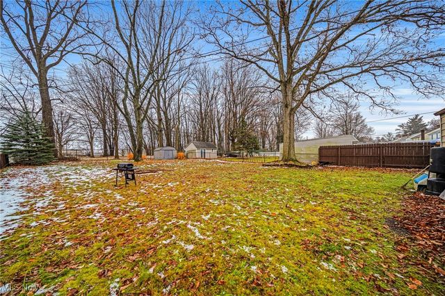 7265 Parma Park Boulevard, Parma, OH 44130