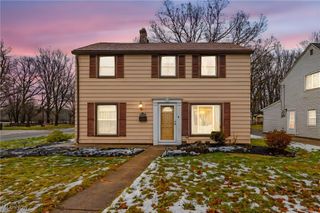 7265 Parma Park Boulevard, Parma, OH 44130