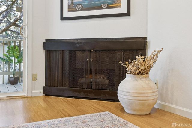 373 Half Moon Lane 205, Daly City, CA 94015