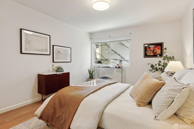 373 Half Moon Lane 205, Daly City, CA 94015