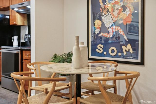 373 Half Moon Lane 205, Daly City, CA 94015