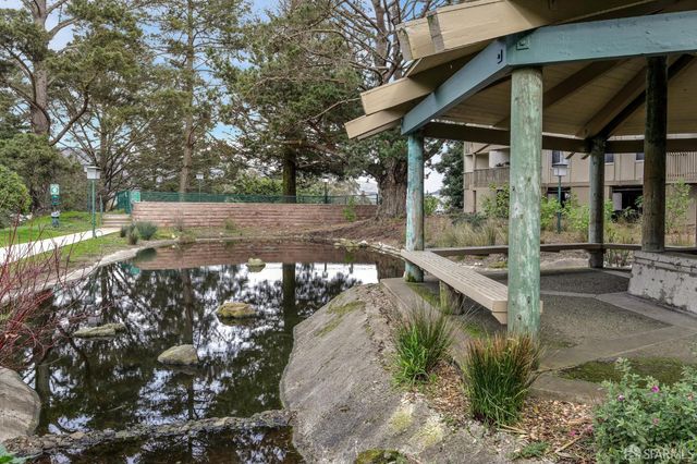 373 Half Moon Lane 205, Daly City, CA 94015