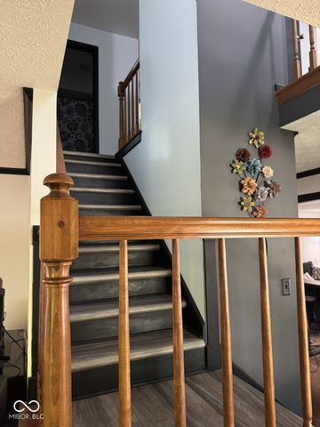 7832 Mallard Way, Indianapolis, IN 46256