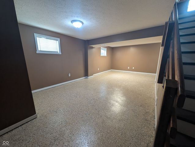 7832 Mallard Way, Indianapolis, IN 46256