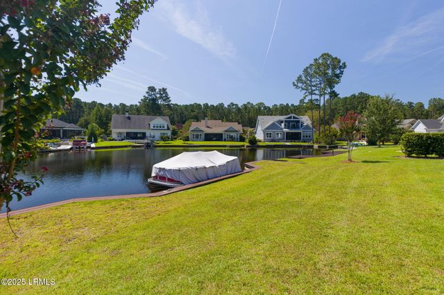 10 Lakewood Court, Bluffton, SC 29910