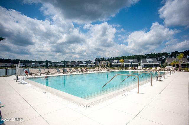 10 Lakewood Court, Bluffton, SC 29910