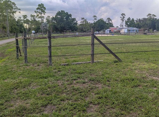 11291 DEAL ROAD, North Fort Myers, FL 33917