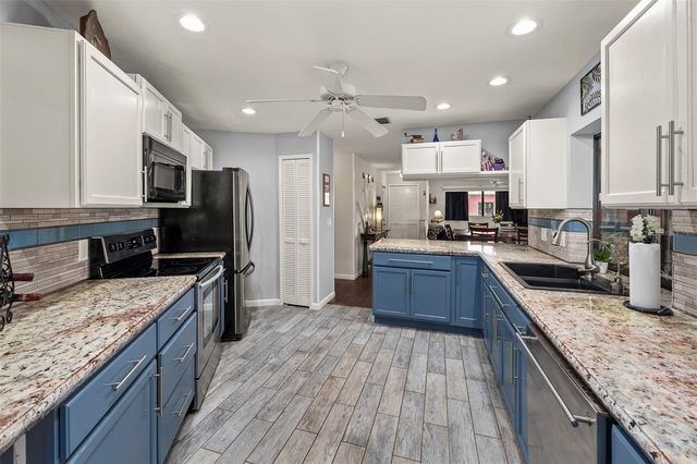 11291 DEAL ROAD, North Fort Myers, FL 33917