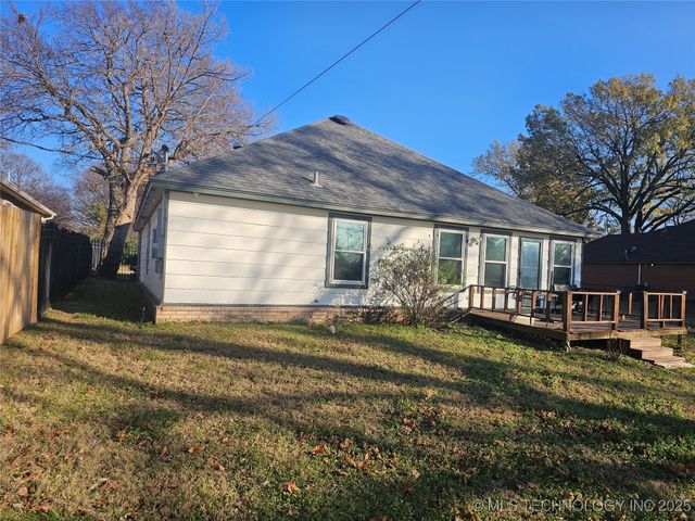 2124 N Norfolk Avenue, Tulsa, OK 74106