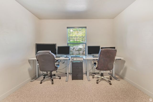 1643 N HOLLYHOCK, Farmington, UT 84025